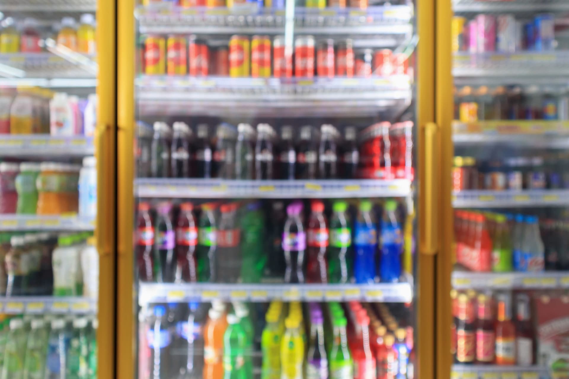 Convenience store refrigerator display