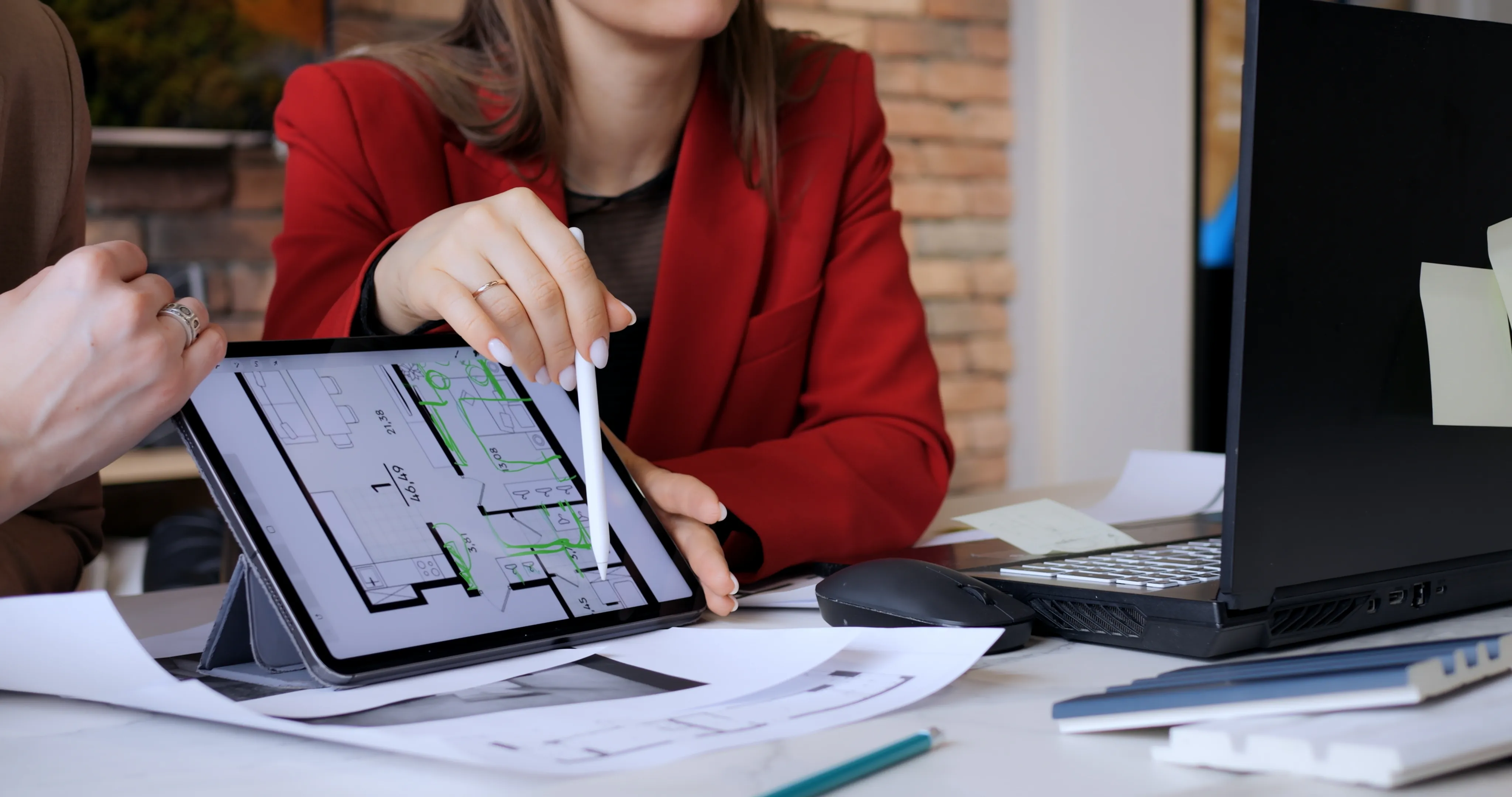 Team,Shows,Apartment,Layout,To,Client,On,Sleek,Tablet,Screen.